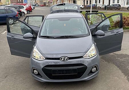 Hyundai i10 FIFA World Cup Edition, erste Hand Topzustand