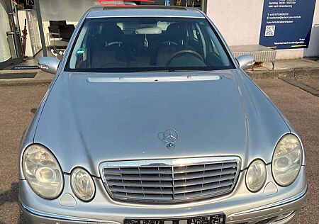 Mercedes-Benz E 320 ELEGANCE mit Gasanlage