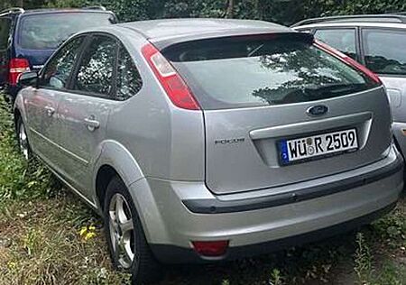 Ford Focus Ghia.Klima.Alus 1Hand-ohne Tüv!