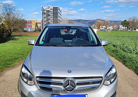 Mercedes-Benz B 180 CDI (BlueEFFICIENCY) 7G-DCT
