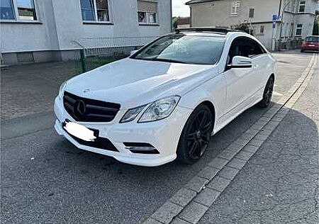 Mercedes-Benz E 350 CDI DPF Coupe BlueEFFICIENCY 7G-TRONIC Elegance