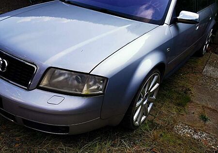 Audi S6 Avant 4.2 quattro
