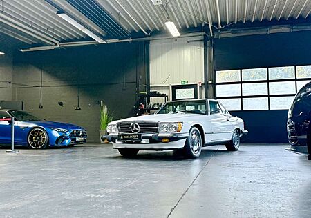 Mercedes-Benz SL 560