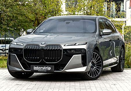 BMW 740 d M SPORT.MASSAGE.CONNOISSEUR.SKY.B&W.5/100