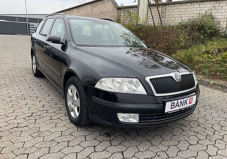 Skoda Octavia Combi Team Edition 1 Hand / TÜV-AU Neu