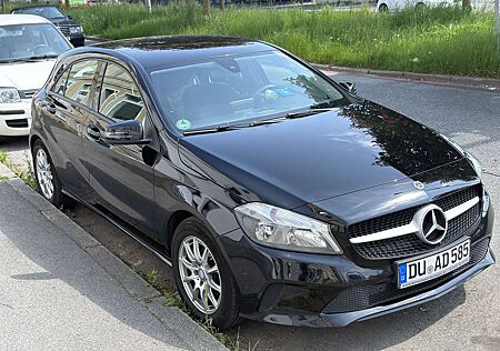 Mercedes-Benz A 180 d 7G-DCT Style
