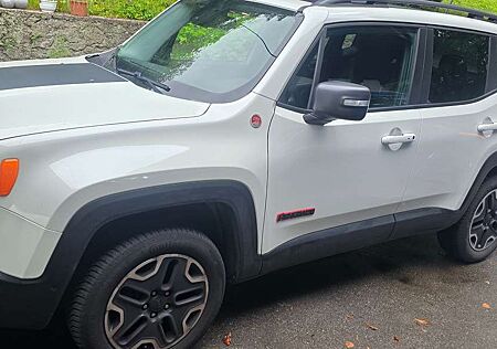 Jeep Renegade 2.0 MultiJet AutomatikTrailhawk