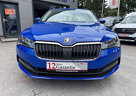 Skoda Superb Combi 1.5 TSI Active