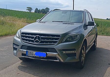 Mercedes-Benz ML 250 M-Klasse Diesel BlueTEC 4MATIC 7G-TRONIC
