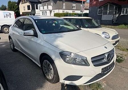 Mercedes-Benz A 180 2Style