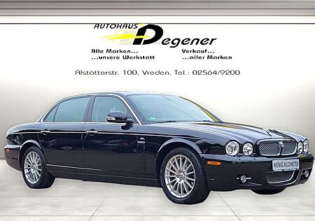 Jaguar XJ 8 Sovereign LWB (lange Version) für Liebhaber