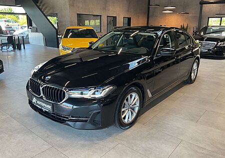 BMW 545 e Lim. xDrive AHK H&K HuD Laserl. Leder Navi