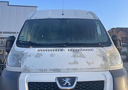 Peugeot Boxer HDi 335 L4