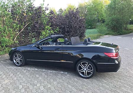 Mercedes-Benz E 220 (BlueTEC) d Cabrio 9G-TRONIC
