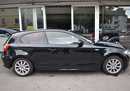 BMW 116 i 2.0 *KLIMA*ALARM*PDC*SPORTLENKRAD*TEMPOMAT