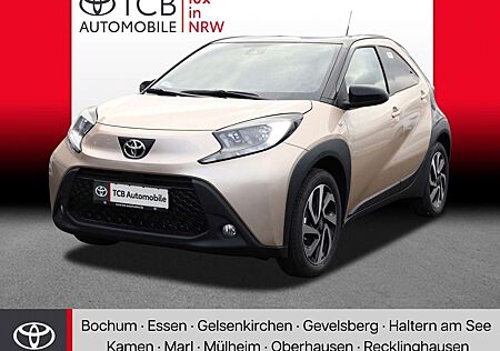 Toyota Aygo X Team D 1.0 SHZ PDC KLIMA BT ZV SERVO AUX