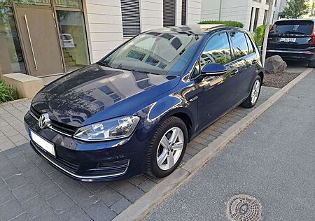 VW Golf Volkswagen 1.6 TDI BlueMotion Technology Lounge