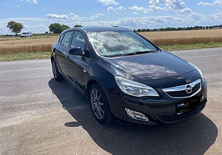 Opel Astra Edition, TÜV bis 06/2027