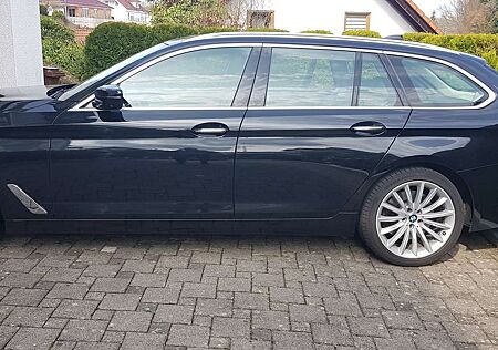 BMW 530d 530 +Touring+Aut.+Luxury+Line