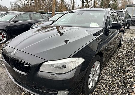BMW 530 d LIMOUSINE KLIMA NAVI SCHIEBEDACH XENON ALU EURO5