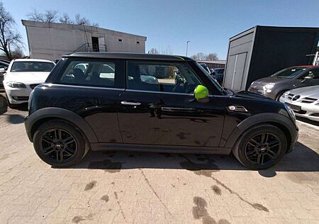 Mini ONE +TÜV/NEU+GARANTIE+KLIMA+SHZ+EURO 6