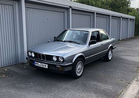 BMW 318i 318