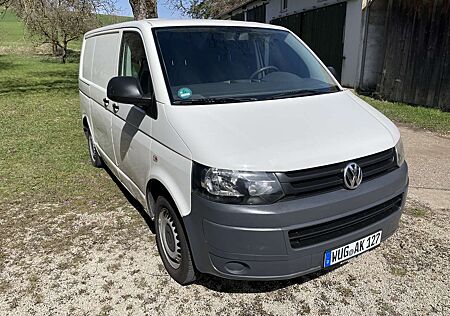 VW T5 Transporter Volkswagen mit Kühlausbau