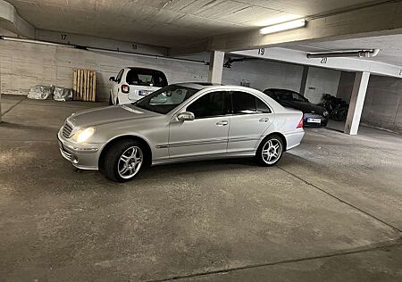 Mercedes-Benz C 320 gebraucht kaufen Mercedes-Benz C 320 CDI 7G-TRONIC Avantgarde