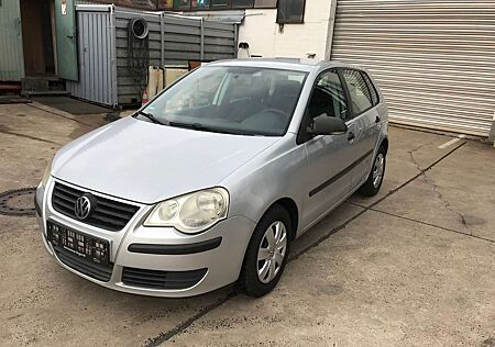 VW Polo Volkswagen Trendline