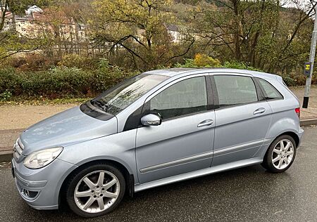 Mercedes-Benz B 200 Turbo