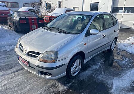 Nissan Almera Tino 1,8 I Comfort