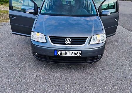 VW Touran Volkswagen Trendline
