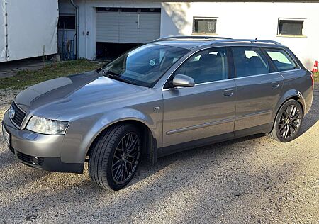 Audi A4 Avant 1.8 T quattro