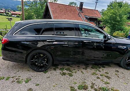 Mercedes-Benz E 63 AMG AMG E 63 4Matic+ T 9G-TRONIC
