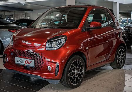 Smart ForTwo *ED*Exclusiv*Cabrio*Kamera*Navi*LED*MB 100