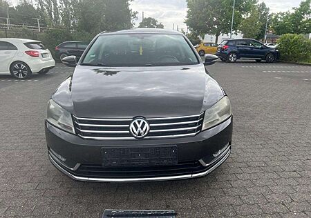 VW Passat Volkswagen Comfortline BlueMotion