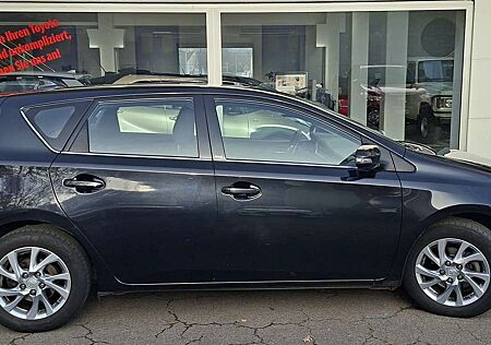 Toyota Auris Edition-S + Business Paket + 12 M. Garantie +