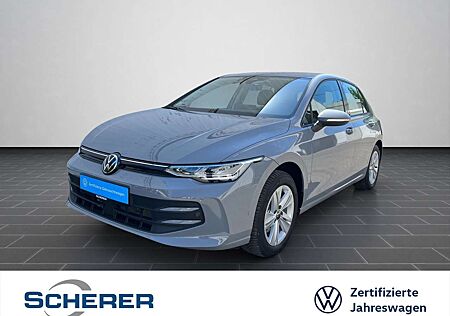VW Golf Volkswagen VIII Life 1.5 eTSI, *3,99%*, DSG, NAVI, AC