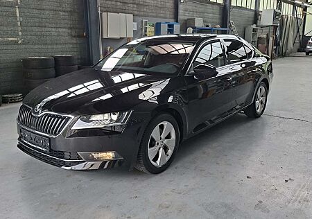Skoda Superb Style DSG ACC/NAVI/MEMORY/KAMERA