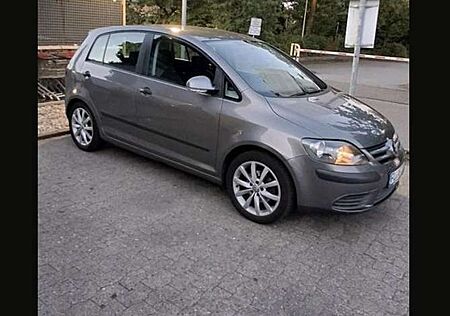 VW Golf Plus Volkswagen 1.6 Automatik Goal
