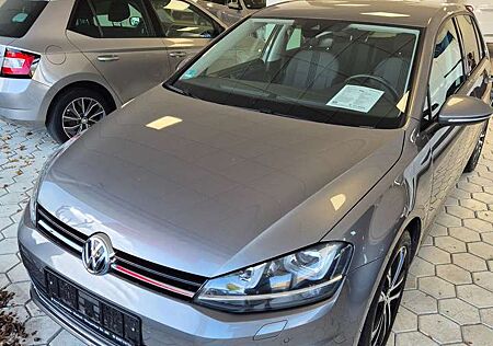 VW Golf Volkswagen Allstar DSG BMT im KD-Auftrag,8-fach ber., Xenon