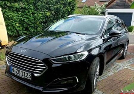 Ford Mondeo gebraucht kaufen Ford Mondeo Titanium Winter-Paket SHZ Ambiente Navi