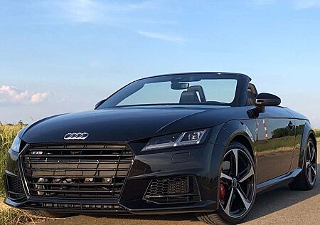 Audi TTS Roadster S tronic quattro 8S EXCLUSIVE 2. Hand