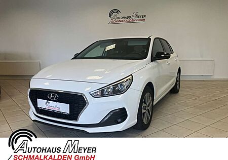 Hyundai i30 1.4 T-GDI YES! +Navi+SHZ+ALU+PDC+Tempomat+Lenkradh