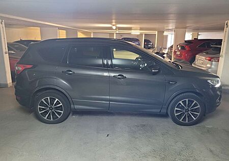 Ford Kuga 1.5 EcoBoost 2x4 Aut. ST-Line