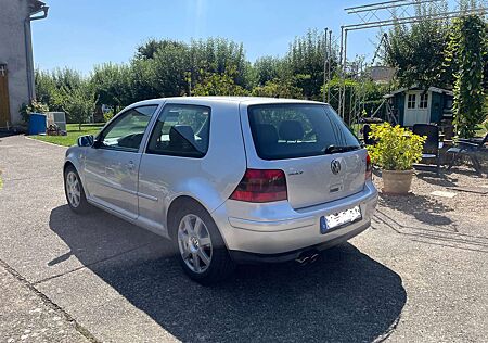 VW Golf Volkswagen 2.8 V6 4Motion