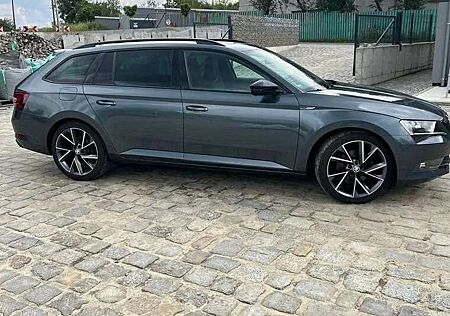 Skoda Superb 4x4 DSG Sportline