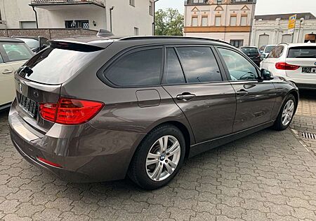 BMW 318 d 2.0 Touring Automatik Panoramadach Bi Xenon