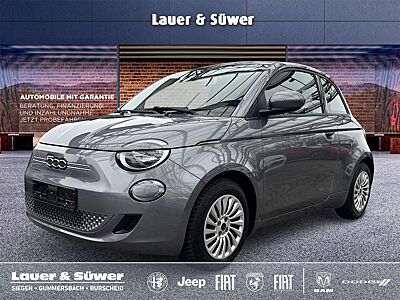 Fiat 500e Action