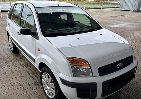 Ford Fusion 1.4 Ambiente